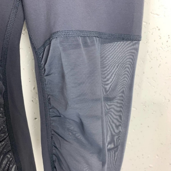 Alo Yoga Womens Mixed Mesh Goddess Leggings Mid Rise Ruched Seaming Gray Small - Picture 2 of 3